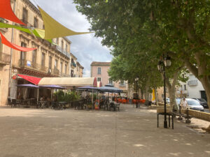 Markptplatz in St.-Jean-de-Fos