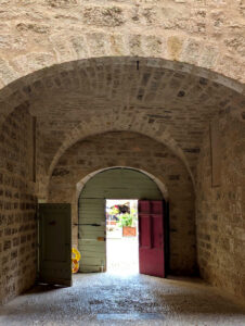 Blick aus einem Innenhof