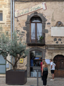 Marseillan - Detail Balkonbrüstung